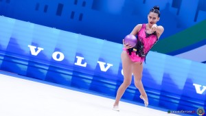 col 44706 henao luna sfe08779 simone ferraro ph